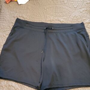 Tek Gear Women's Black Athletic Shorts